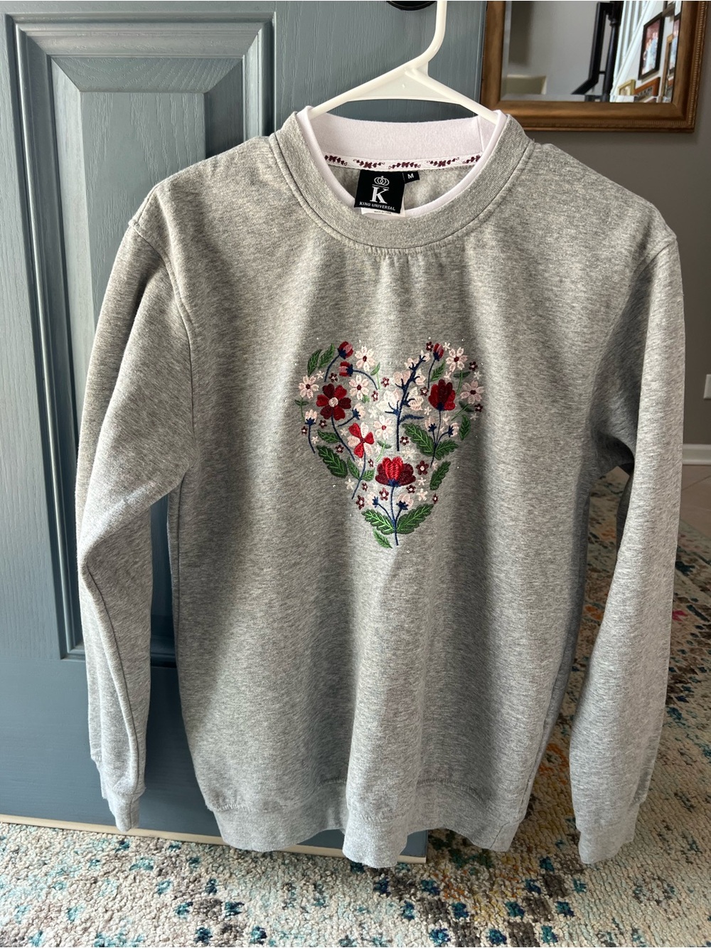 King Universal Brand Gray Embroidered Floral Heart Crewneck Sweatshirt